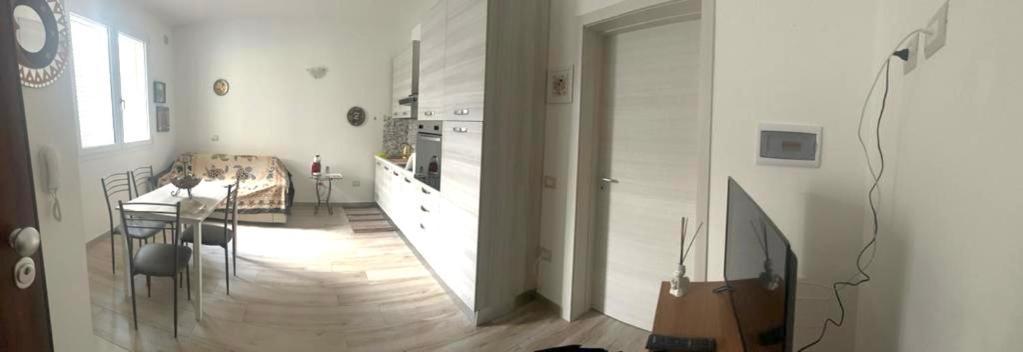 Appartamento A 2,5 Da Lecce Merine Dış mekan fotoğraf